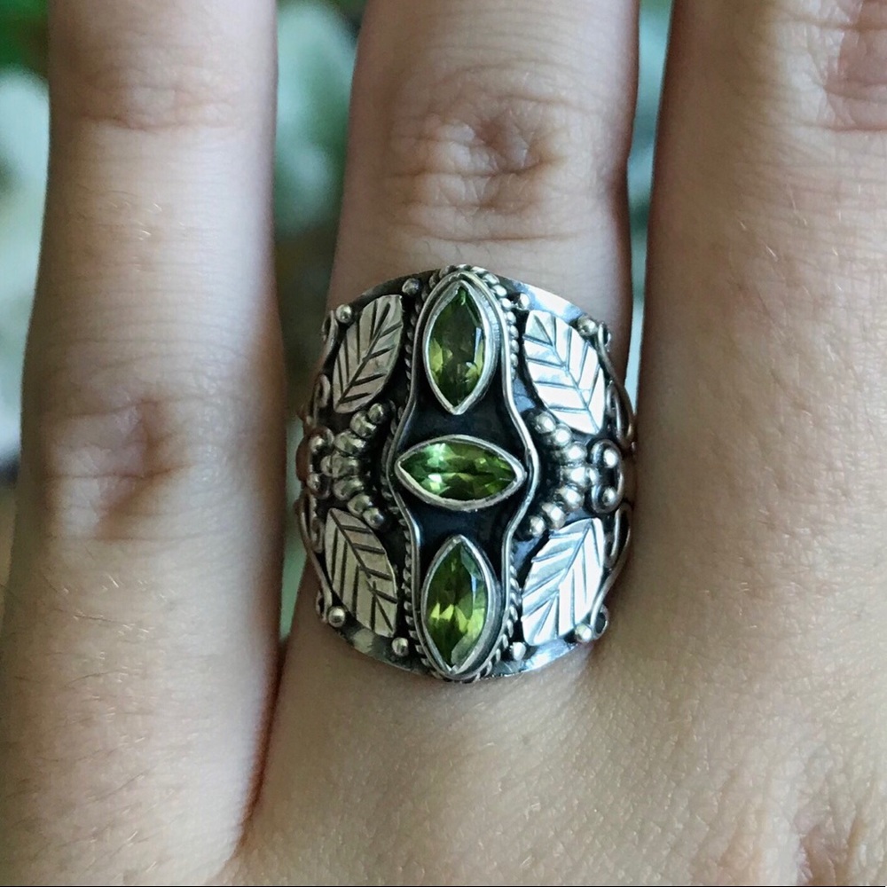 Peridot triple gemstone sterling silver ring